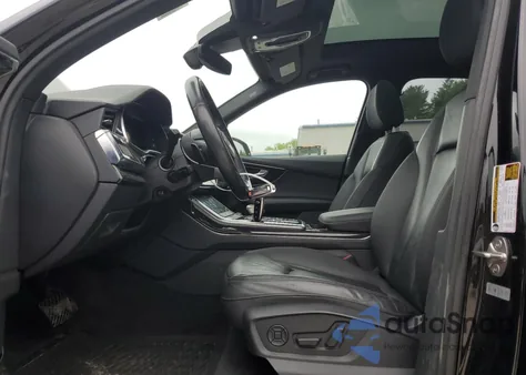 2020 Audi Q7 Premium z USA, uszkodzony, nr VIN WA1AXAF79LD005876